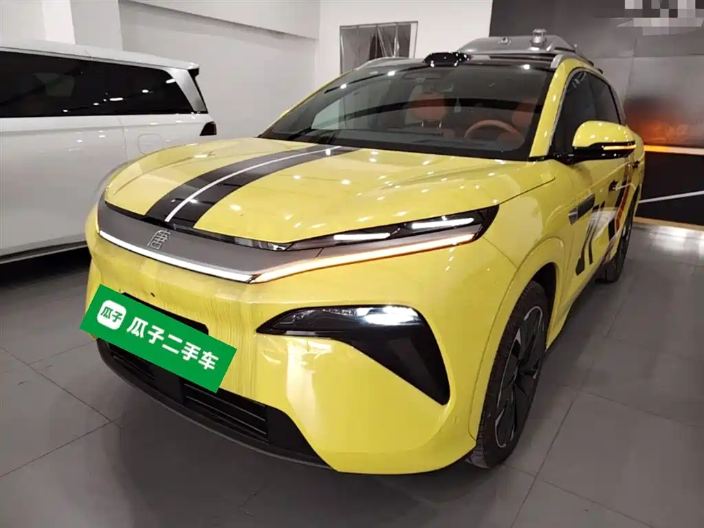 BYD Tang L 2025
