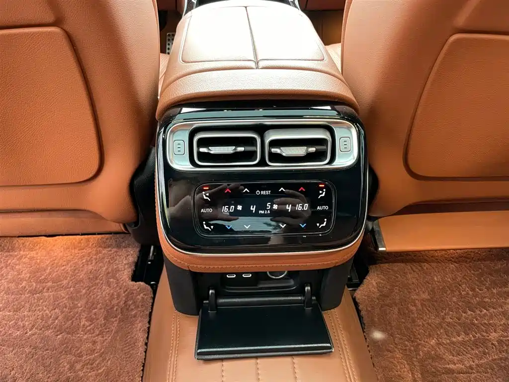 Mercedes-Benz S-Class 2022 — фото 16