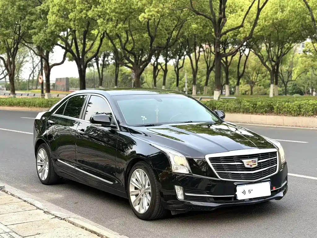 Cadillac ATS-L 2018 — фото 1