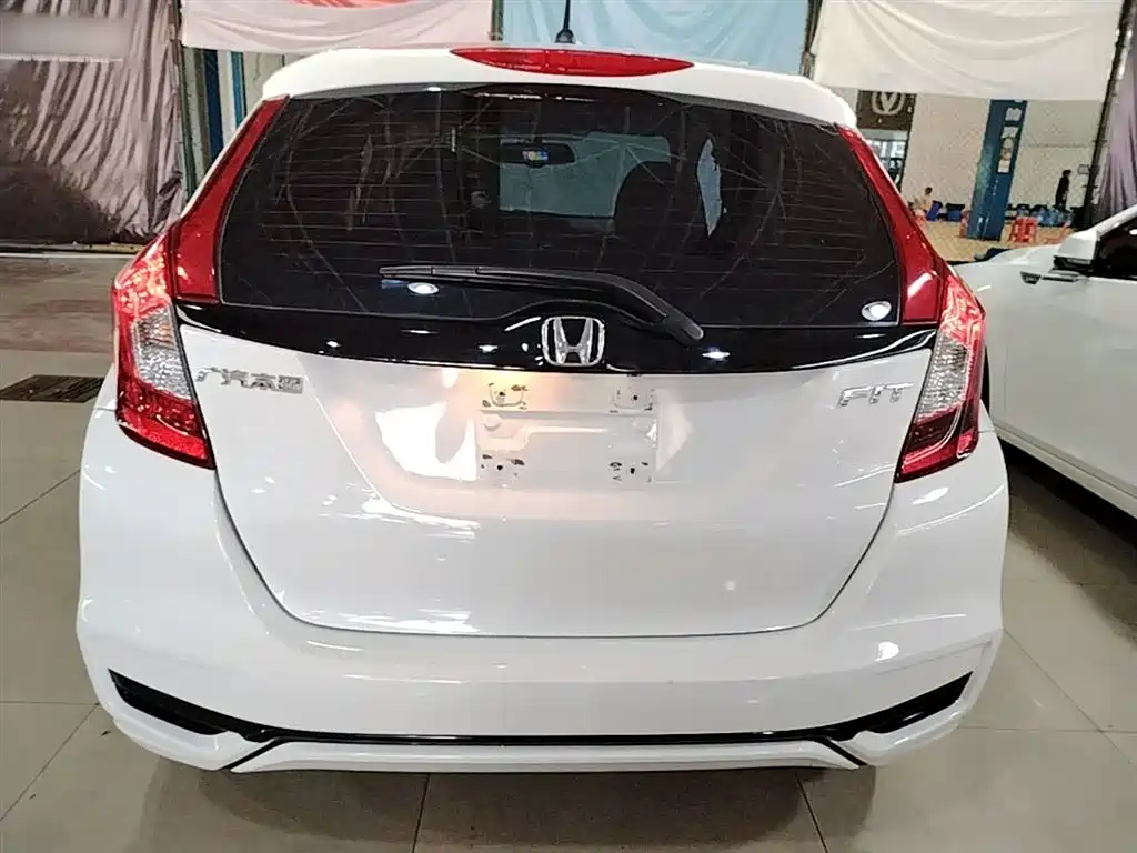 Honda Fit 2019 — фото 5