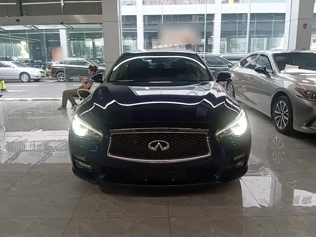 Infiniti Q50L 2017