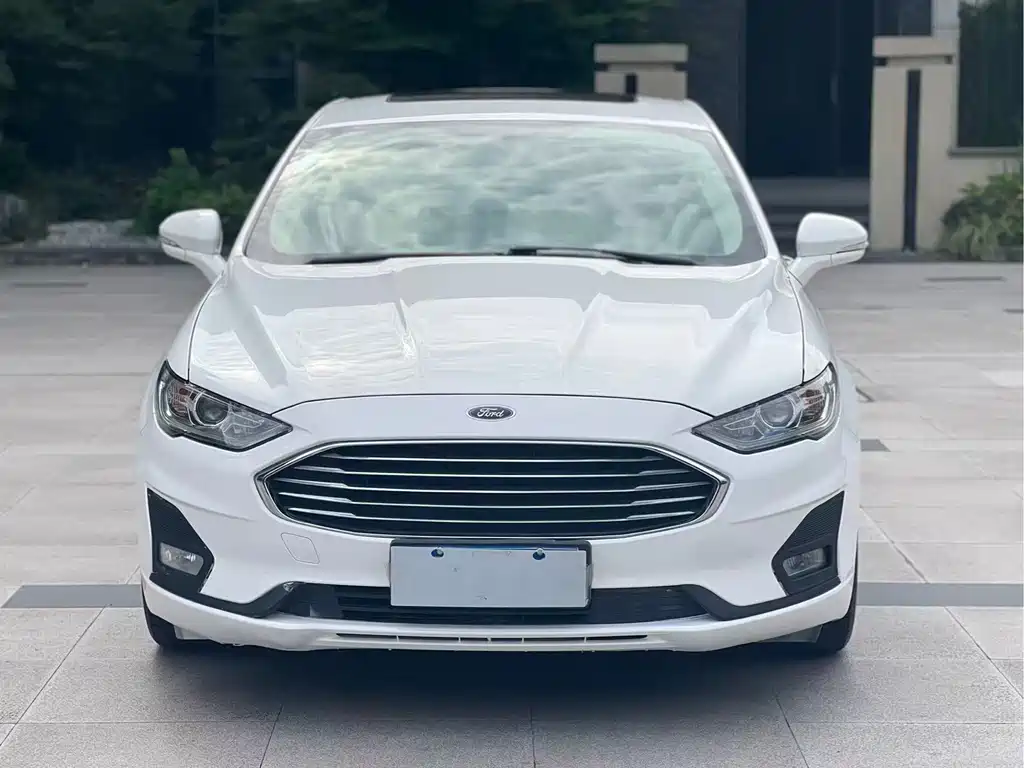 Ford Mondeo 2019 — фото 2