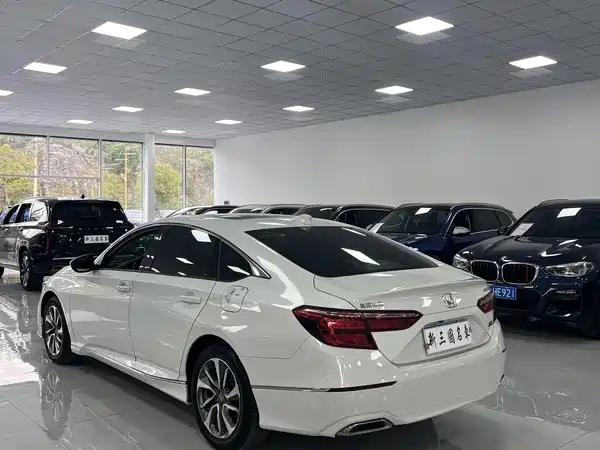 Honda Inspire 2021