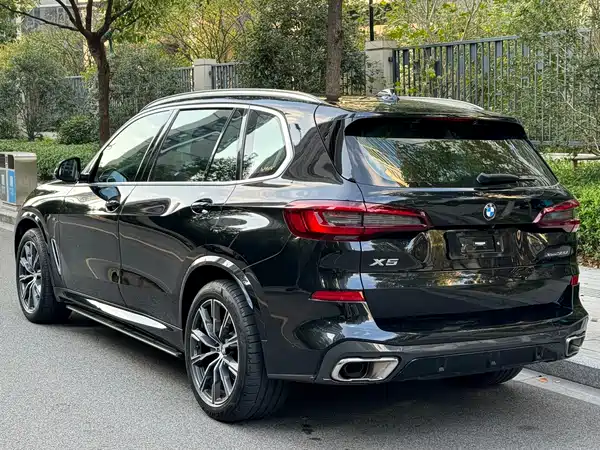 BMW X5 2022