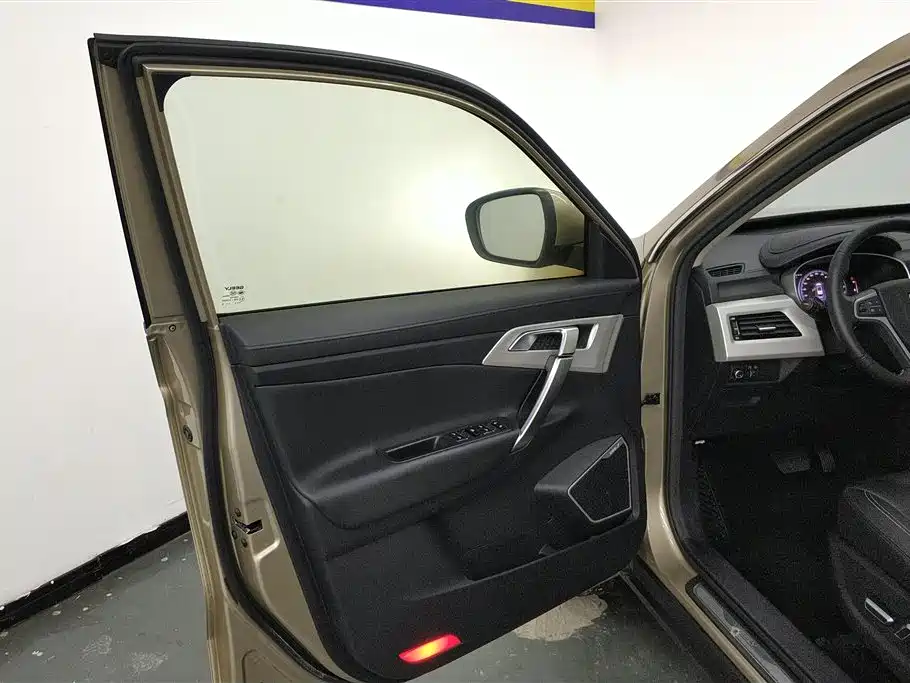 Geely Boyue 2018