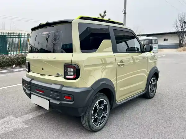 Geely Galaxy Panda 2023