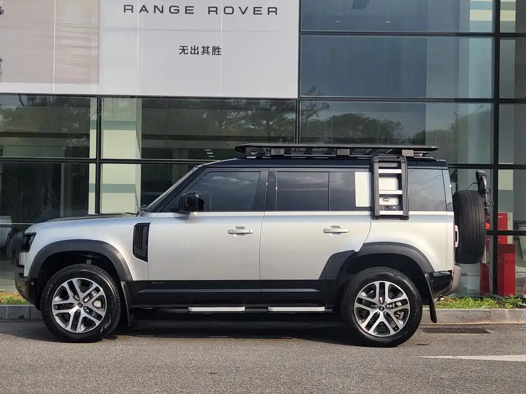 Land Rover Defender 2021 — фото 4