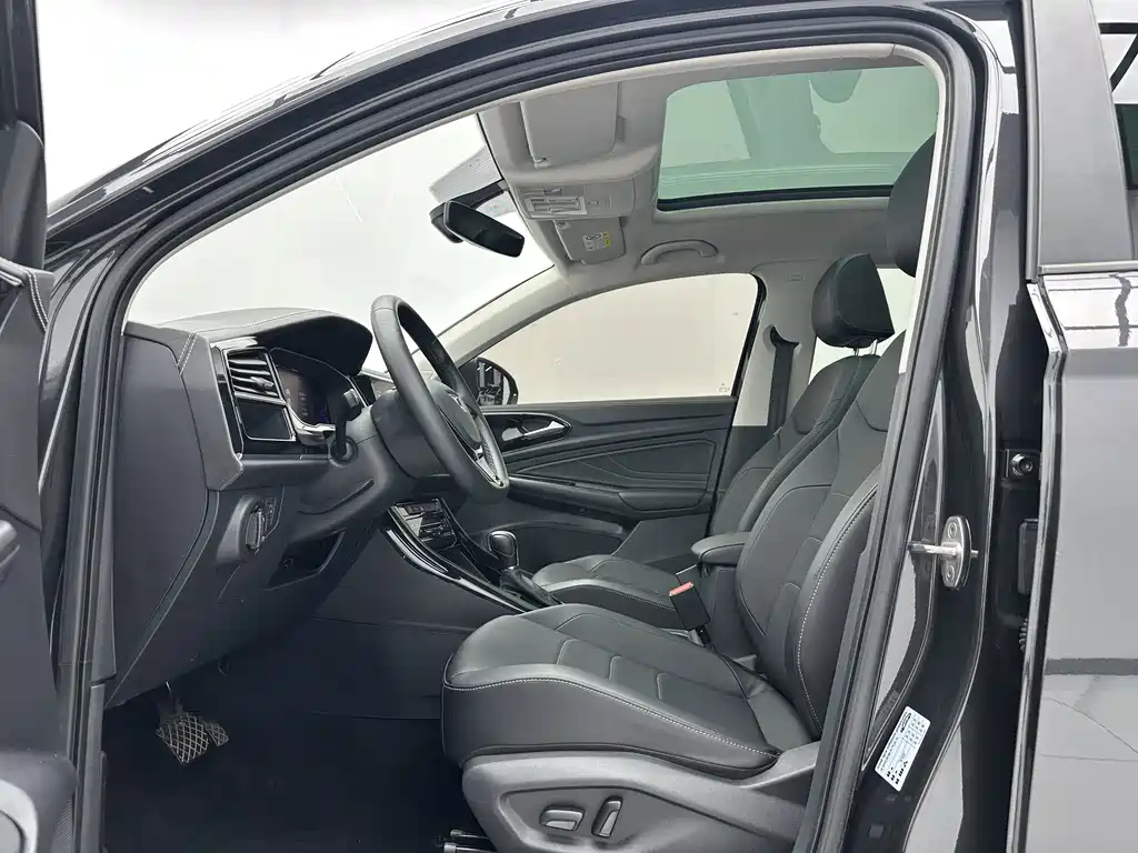 Jetta VS7 2022
