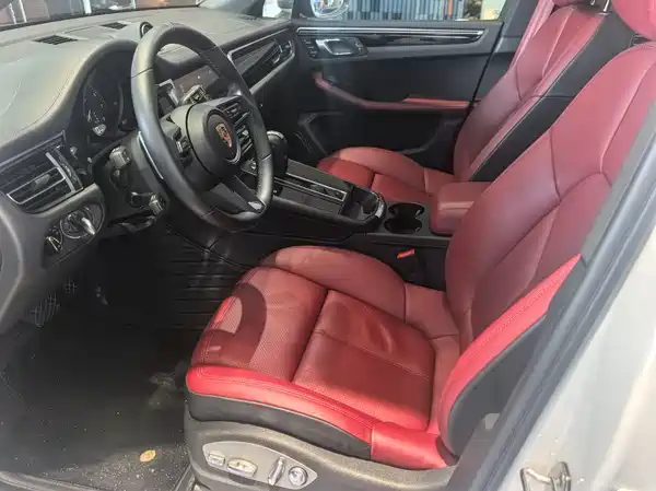 Porsche Macan 2023