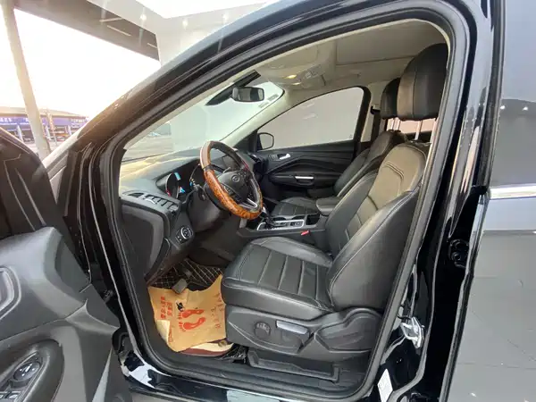 Ford Kuga 2017