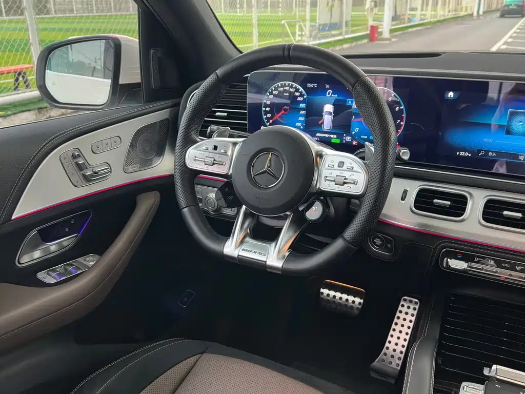 Mercedes-Benz GLE AMG 2023 — фото 18