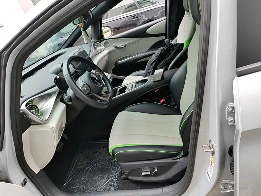 BYD Dolphin 2022 — фото 15