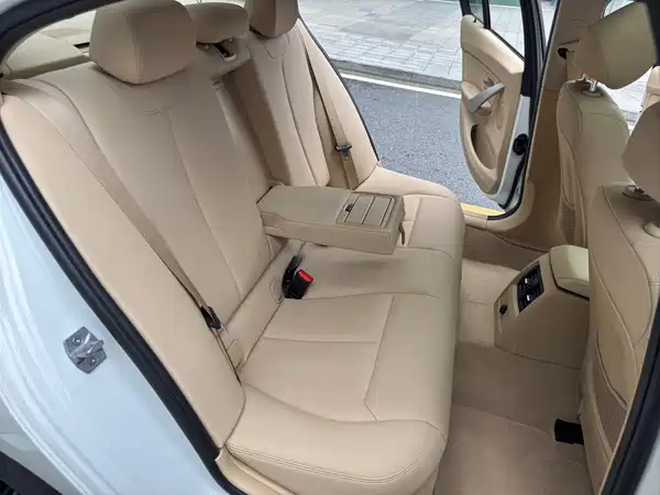 BMW 3 Series 2015