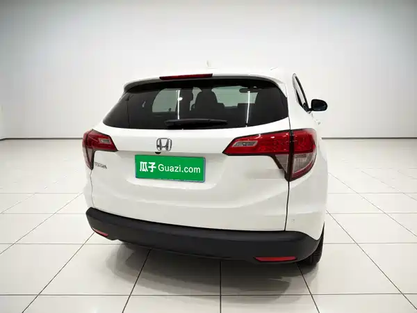 Honda Vezel 2015