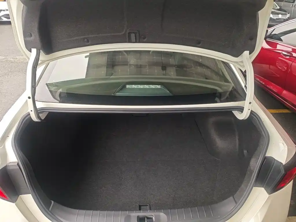 Nissan Teana 2019 — фото 19