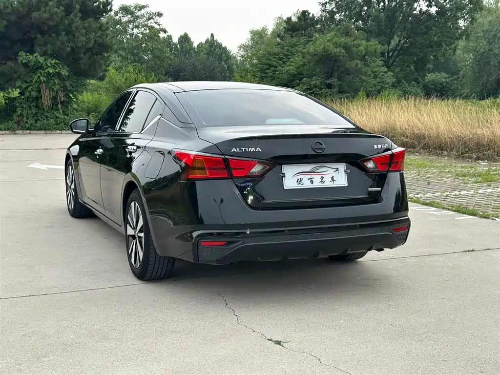 Nissan Teana 2021