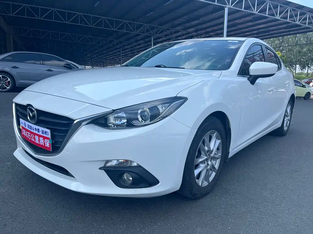 Mazda 3 Axela 2016
