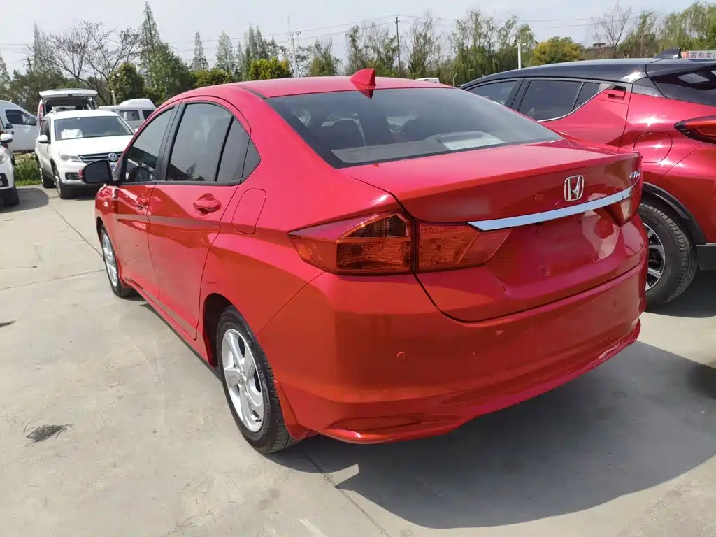 Honda City 2016 — фото 23