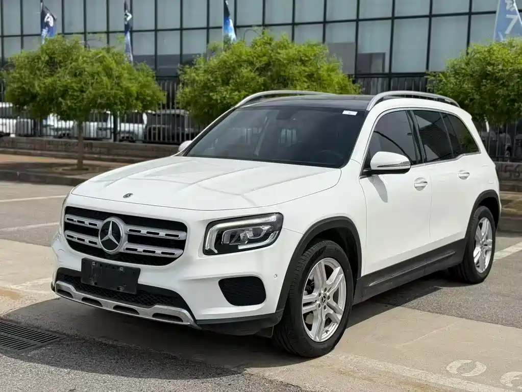 Mercedes-Benz GLB 2021 — фото 1