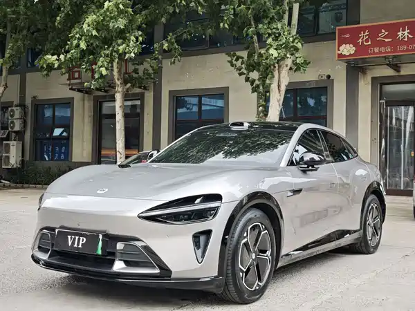 Xiaomi YU7 2025