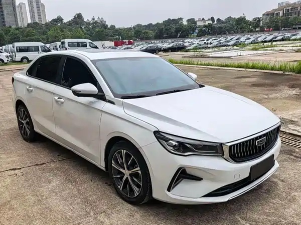 Geely Emgrand 2023