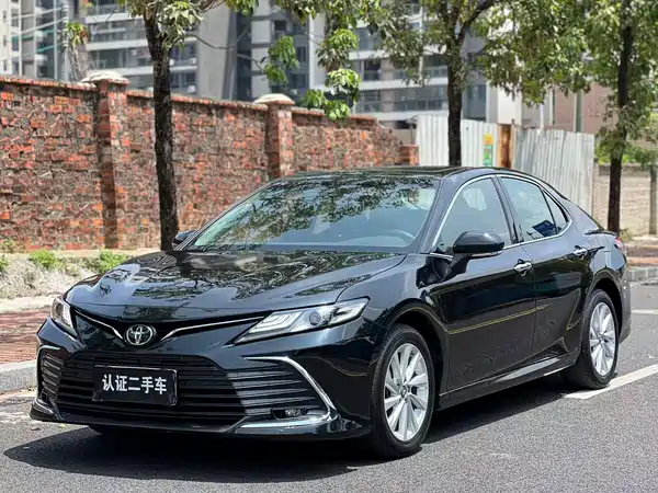Toyota Camry 2021