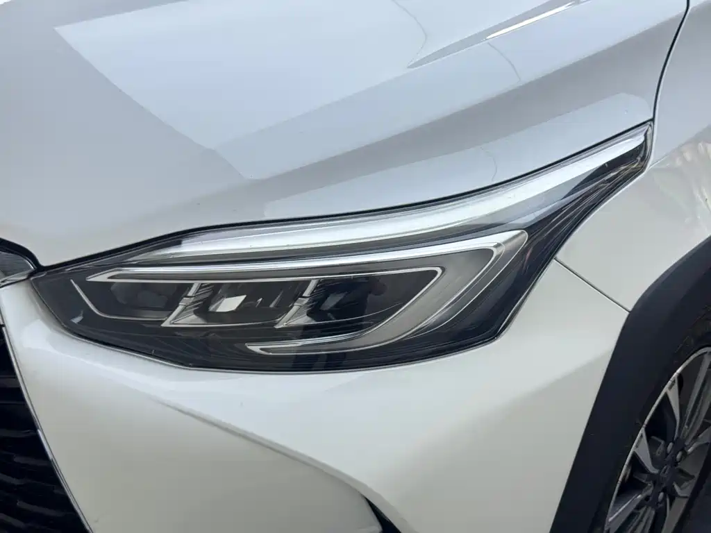 Toyota Yaris L 2022 — фото 31