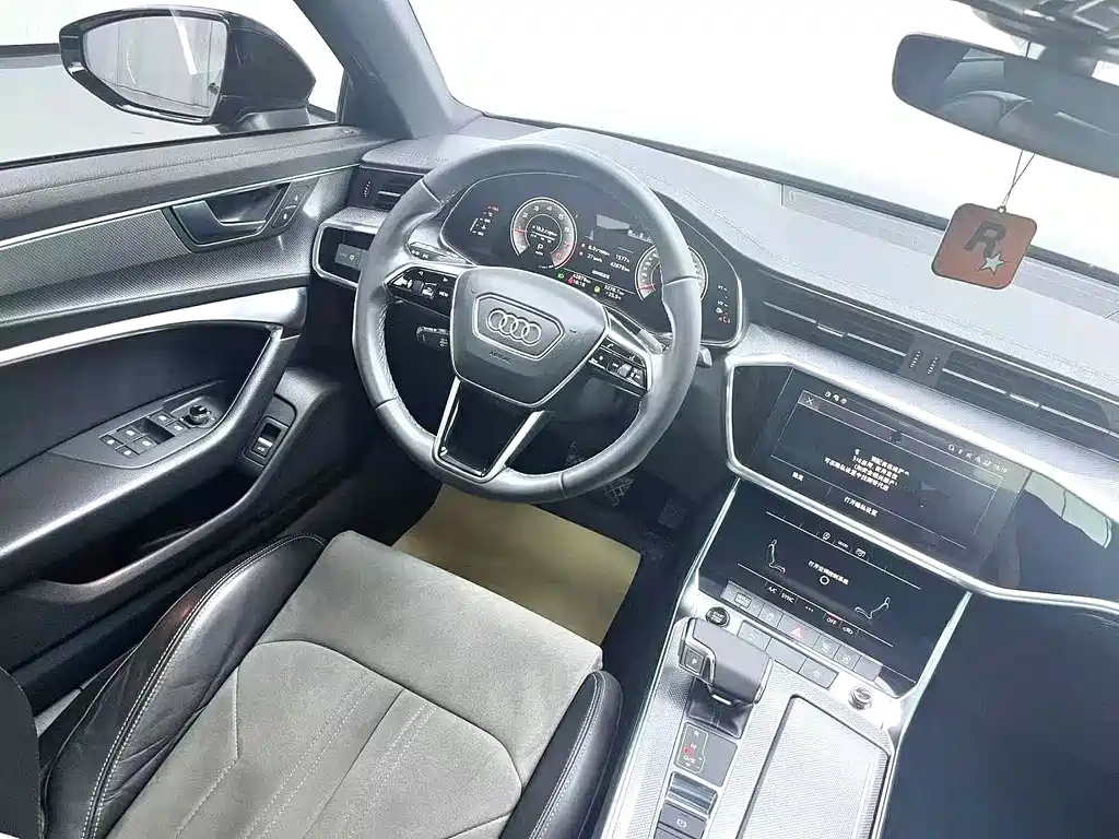 Audi A6L 2021