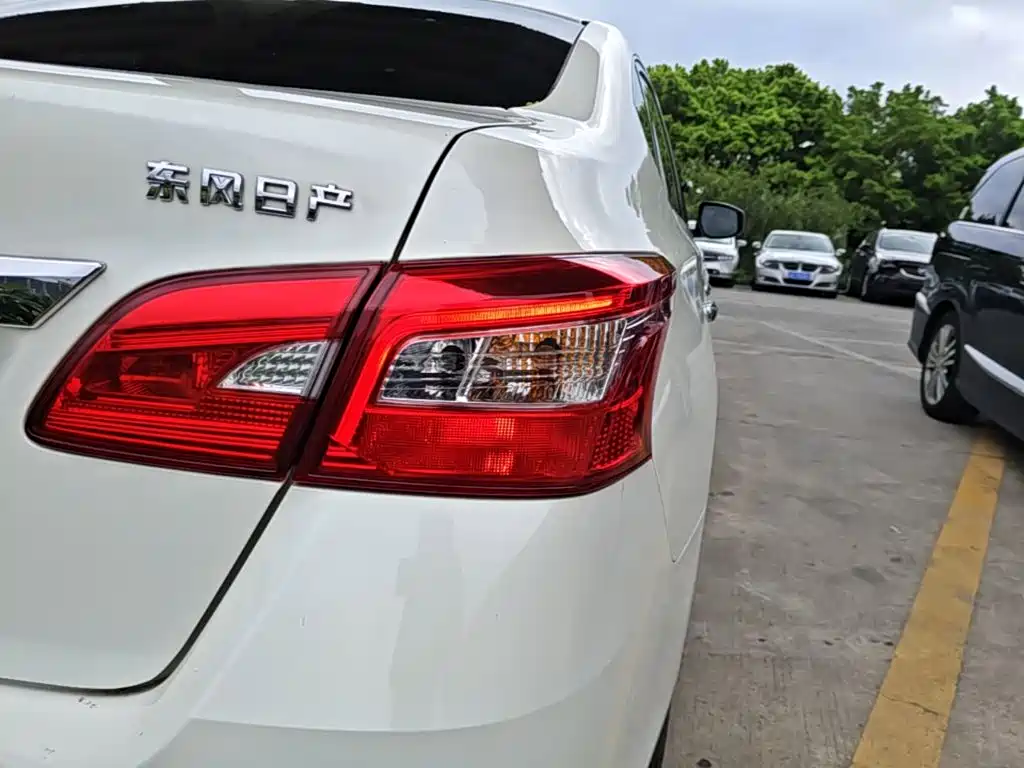 Nissan Sylphy 2021 — фото 8