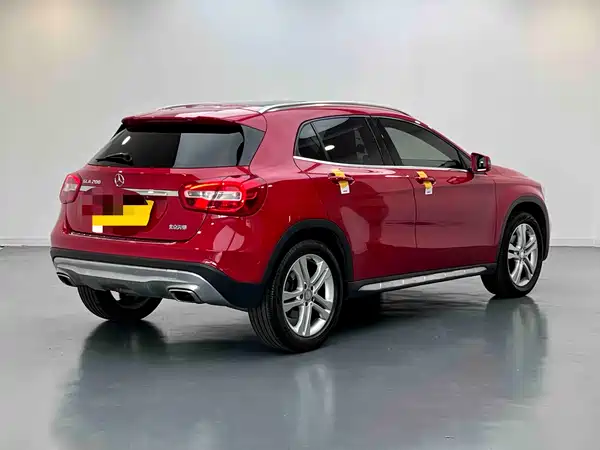 Mercedes-Benz GLA 2016