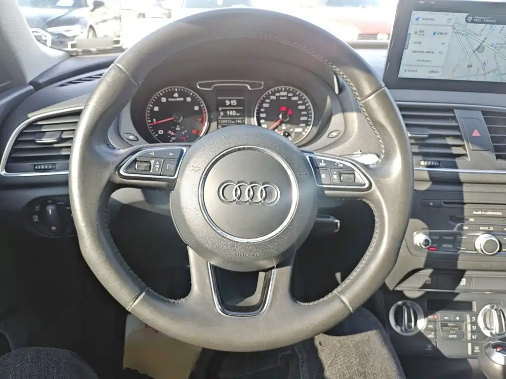 Audi Q3 2015