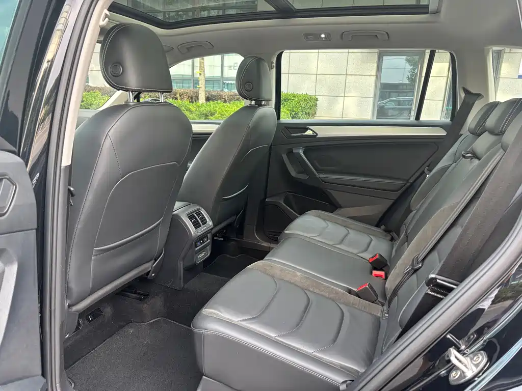 Volkswagen Tiguan L 2021