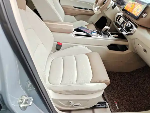 Geely ICON 2021