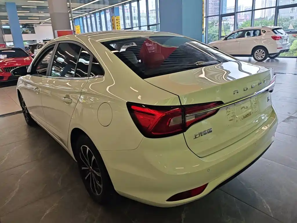 Roewe i5 2020