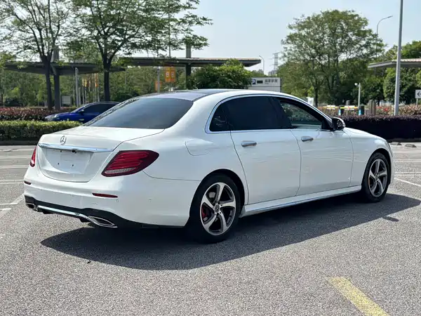 Mercedes-Benz E-Class 2016