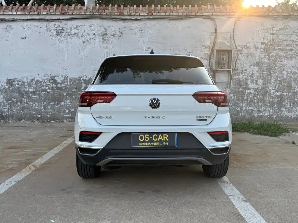 Volkswagen T-Roc 2021 — фото 8
