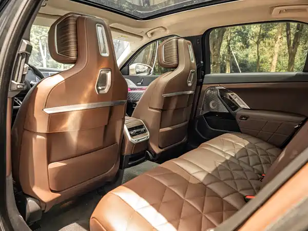 BMW 7 Series 2025