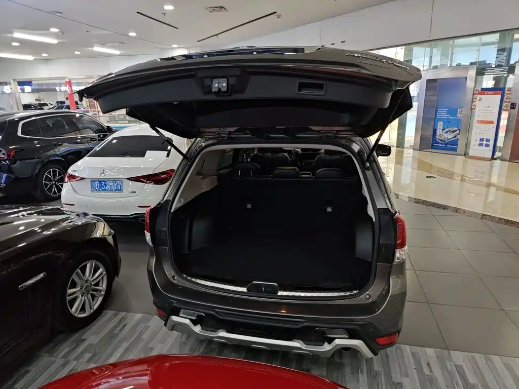 Subaru Forester 2021 — фото 15