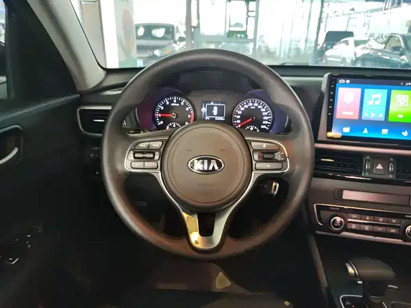 Kia K5 2017