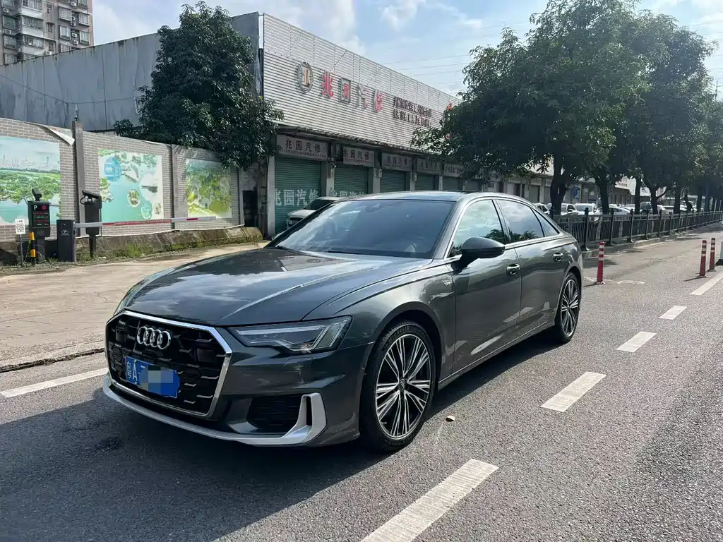 Audi A6L 2021
