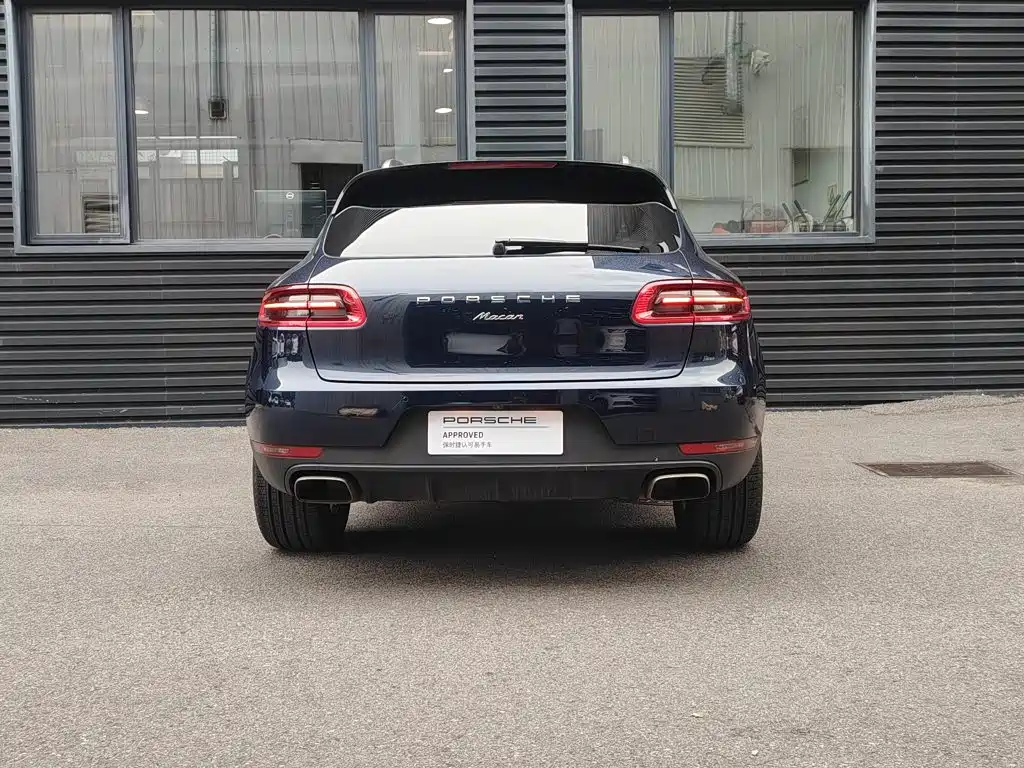 Porsche Macan 2018 — фото 11