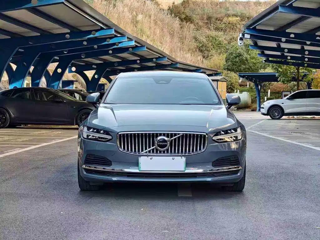 Volvo S90 PHEV 2022 — фото 4