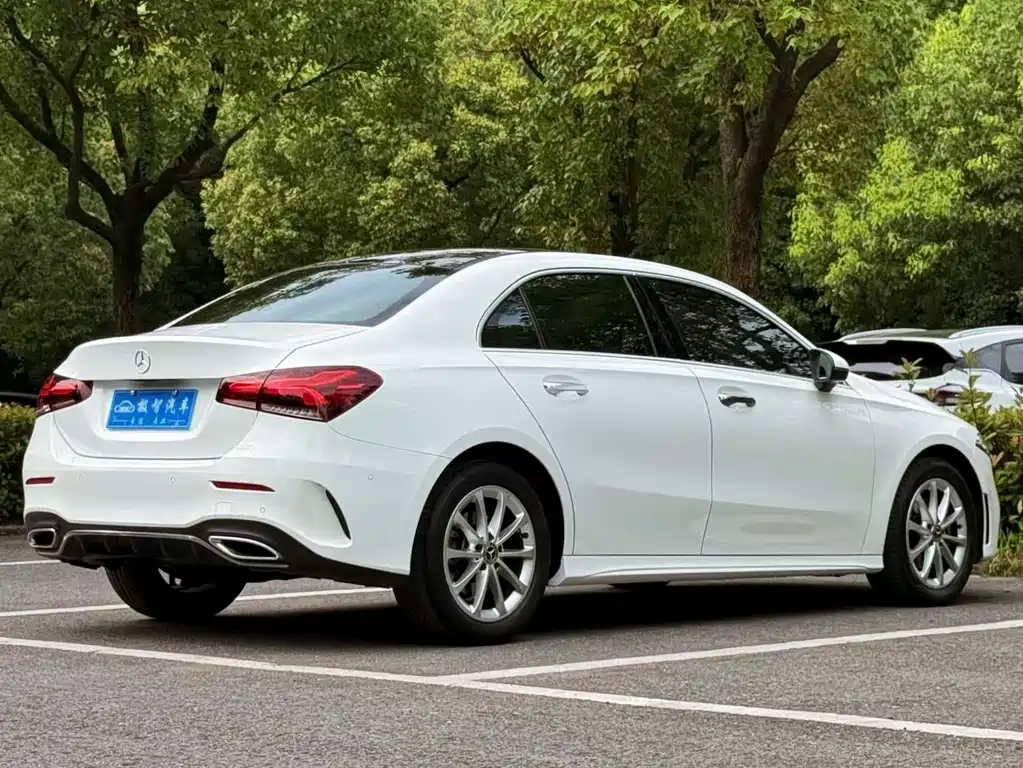 Mercedes-Benz A-Class 2021 — фото 5