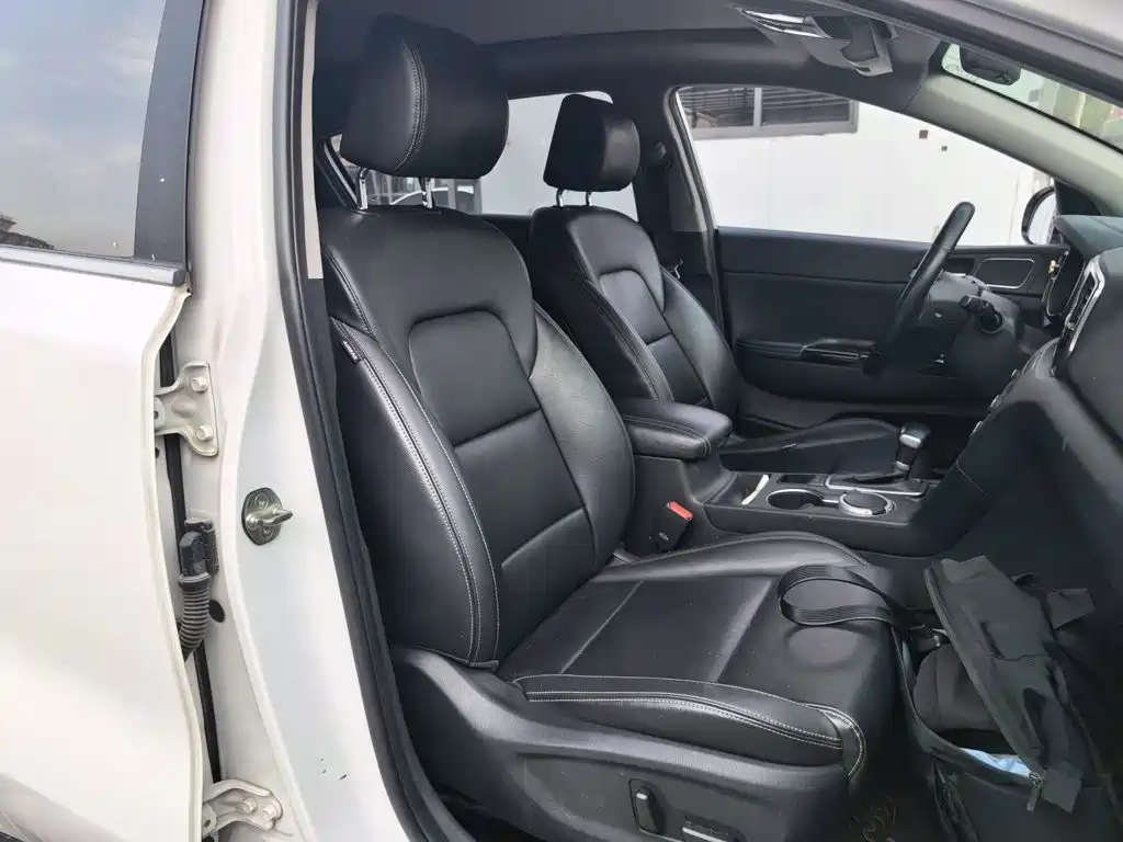 Kia KX5 2016 — фото 25
