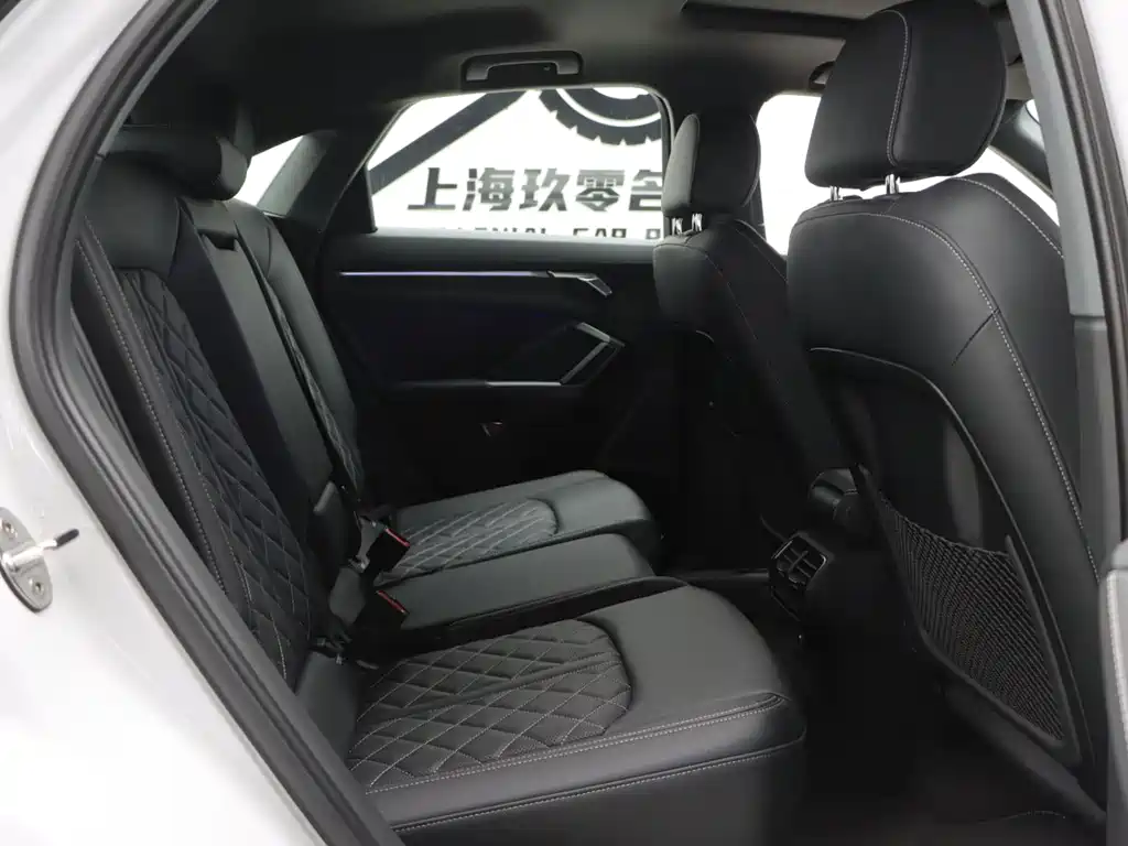 Audi Q3 Sportback 2026 — фото 17