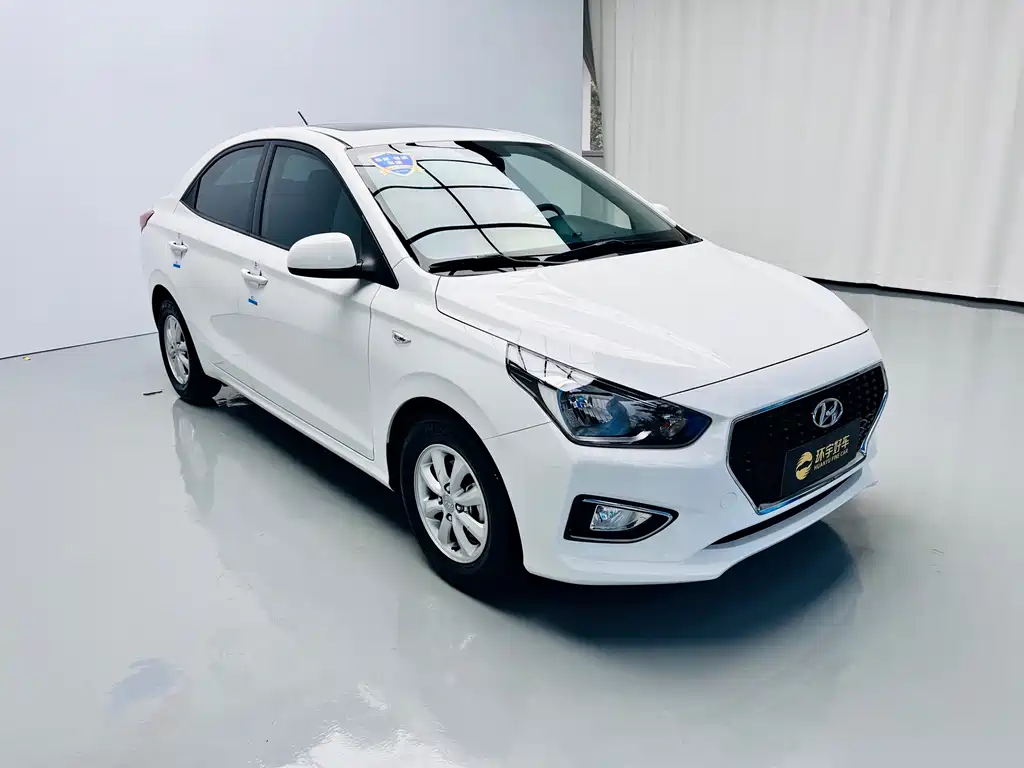 Hyundai Verna 2018 — фото 3