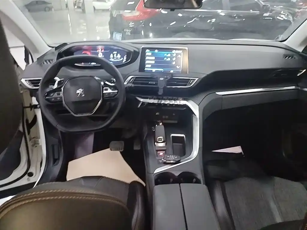 Peugeot 4008 2017 — фото 10