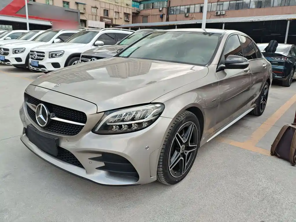 Mercedes-Benz C-Class 2021