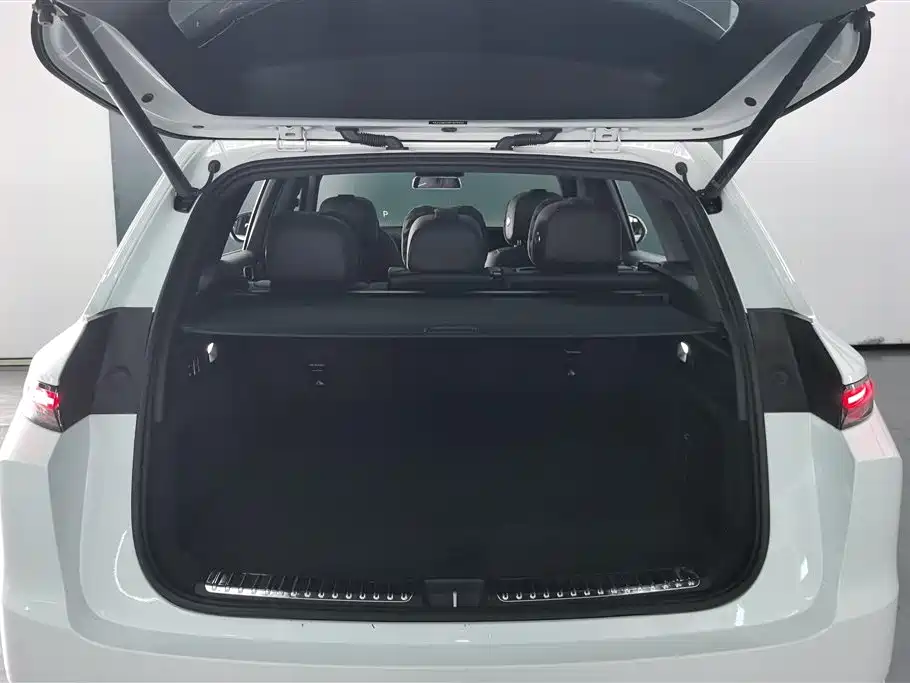 Li Auto Li L7 2026
