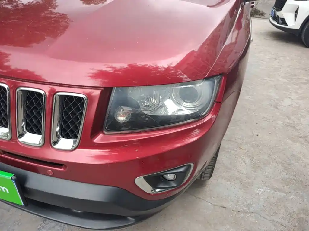 Jeep Compass 2014 — фото 24